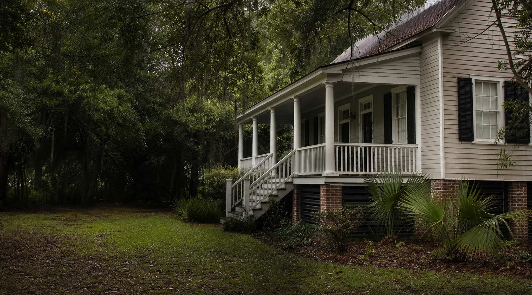 A believable Charleston-area home suited to siding planning